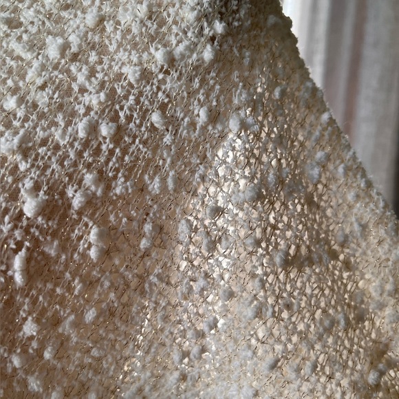 NEW! Aéropostale Shimmery Knit - Picture 2 of 10